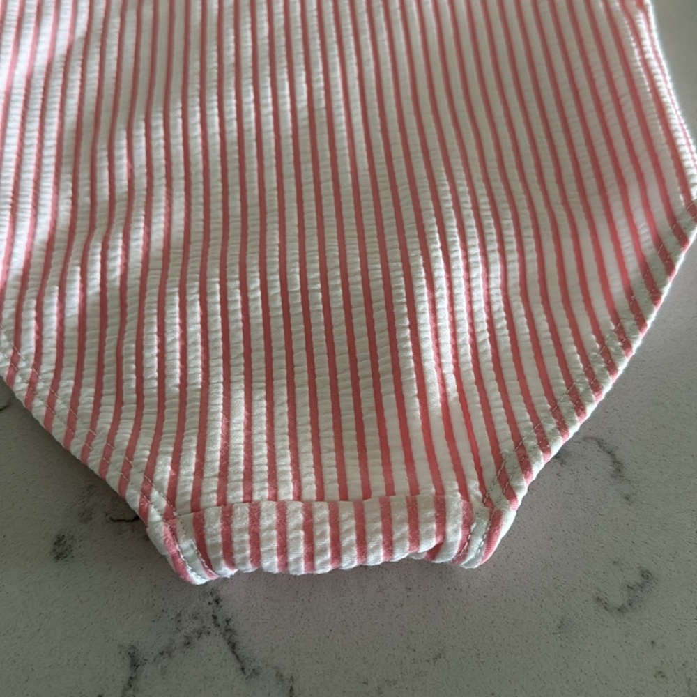 Rufflebutts Seersucker Scoopback Ruffle One Piece Swimsuit Pink and white 2T - Picture 3 of 6